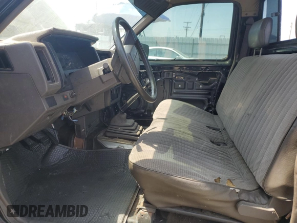 1990 Nissan Frontier XE z VIN 1N6SD11S5LC350520, wystawiony jako Copart lot #61065885 z przebiegiem 182 913 mil mil oraz Czysty tytuł • Clean title. Historia ofert i sprzedaży dostępna na DreamBid. Obrazek 7.