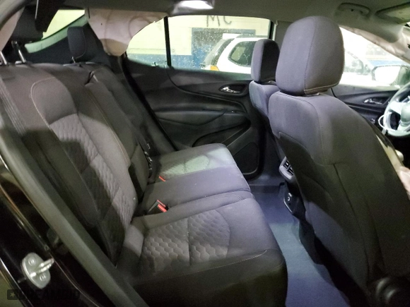 2020 Chevrolet Equinox LT with VIN 2GNAXJEV8L6132968, listed as a Copart auction lot 82794944 with 46,730 mi miles and Non Repairable. Bid and sale history available at carsss.com. Image 11.