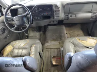 1999 GMC Suburban z VIN 3GKFK16R5XG525338, wystawiony jako Copart lot #58920565 z przebiegiem 212 586 mil mil oraz Szkody całkowita. Historia ofert i sprzedaży dostępna na DreamBid. Obrazek 8.