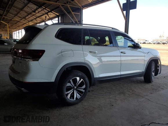 2024 Volkswagen Atlas SE z VIN 1V2LR2CA9RC596027, wystawiony jako Copart lot #46143305 z przebiegiem 12 265 mil mil oraz Szkoda całkowita • Salvage title. Historia ofert i sprzedaży dostępna na DreamBid. Obrazek 3.