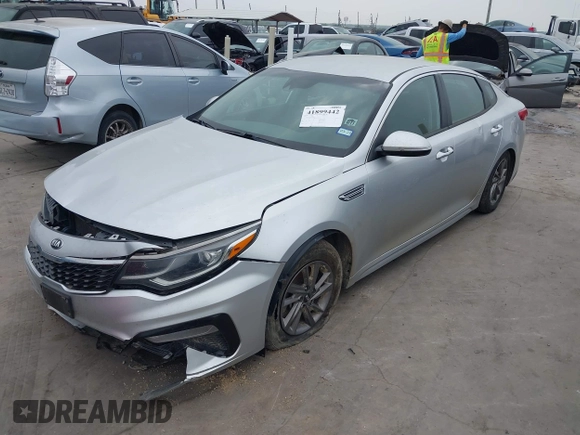 2020 Kia Optima LX with VIN 5XXGT4L34LG388596, listed as a IAAI auction lot 41899442 with 95,792 mi miles. Bid and sale history available at carsss.com. Image 2.