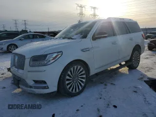 2021 Lincoln Navigator Reserve with VIN 5LMJJ2LT5MEL15140, listed as a Copart auction lot 45665555 with 123,527 mi miles and Salvage Title. Bid and sale history available at carsss.com. Image 1.