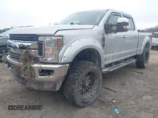 2018 Ford Super Duty F-250 SRW XL with VIN 1FT7W2B6XJEC73803, listed as a IAAI auction lot 41367437 with 77,480 mi miles. Bid and sale history available at carsss.com. Image 20.