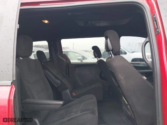 2014 Dodge Grand Caravan SE with VIN 2C4RDGBG5ER476515, listed as a IAAI auction lot 41976838 with 179,951 mi miles. Bid and sale history available at carsss.com. Image 8.