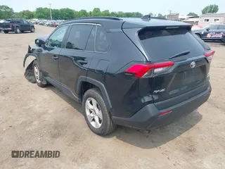 2019 Toyota RAV4 XLE z VIN 2T3P1RFV4KW033276, wystawiony jako IAAI lot #42476344 z przebiegiem 73 247 mil mil oraz . Historia ofert i sprzedaży dostępna na DreamBid. Obrazek 3.