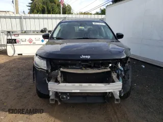 2020 Jeep Compass Latitude with VIN 3C4NJDBB2LT251702, listed as a Copart auction lot 72506304 with 94,675 mi miles and Clean Title. Bid and sale history available at DreamBid. Image 5.