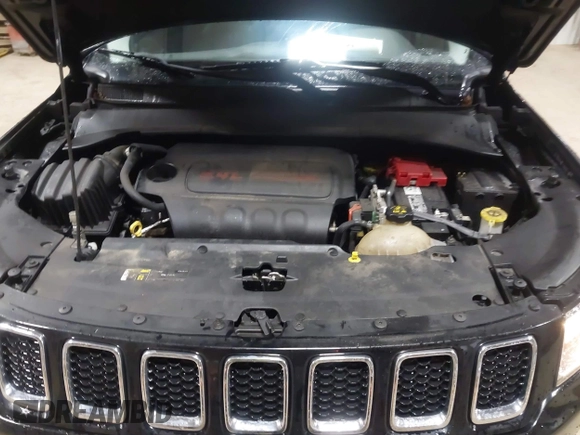 2020 Jeep Compass Limited z VIN 3C4NJDCB7LT240340, wystawiony jako IAAI lot #41919860 z przebiegiem 88 372 mil mil oraz . Historia ofert i sprzedaży dostępna na DreamBid. Obrazek 10.