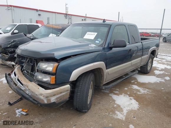 2006 Chevrolet Silverado 1500 LT2 with VIN 1GCEK19B56Z135148, listed as a IAAI auction lot 41616433 with 241,628 mi miles. Bid and sale history available at carsss.com. Image 18.