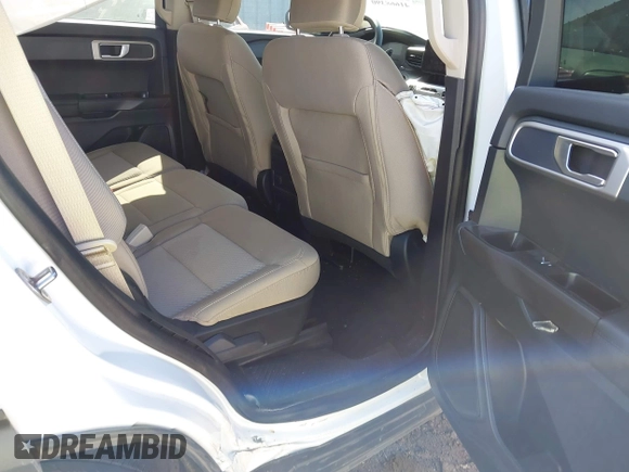 2024 Ford Explorer with VIN 1FMSK7BH4RGA25692, listed as a IAAI auction lot 41668390 with 13,706 mi miles. Bid and sale history available at carsss.com. Image 8.