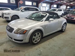 2001 Audi TT z VIN TRUTX28N311037470, wystawiony jako Copart lot #42008535 z przebiegiem 128 697 mil mil oraz Czysty tytuł • Clean title. Historia ofert i sprzedaży dostępna na DreamBid. Obrazek 1.
