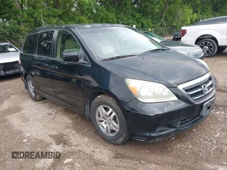 2005 Honda Odyssey EX-L z VIN 5FNRL38635B036265, wystawiony jako IAAI lot #42362081 z przebiegiem 193 587 mil mil oraz . Historia ofert i sprzedaży dostępna na DreamBid. Obrazek 1.