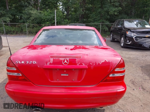 2003 Mercedes-Benz SLK 320 with VIN WDBKK65F93F273327, listed as a IAAI auction lot 42812352 with 83,710 mi miles and . Bid and sale history available at DreamBid. Image 8.