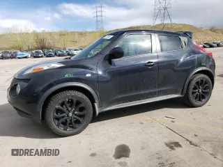 2013 Nissan Juke SL z VIN JN8AF5MV0DT208751, wystawiony jako Copart lot #54736845 z przebiegiem 146 910 mil mil oraz Szkody całkowita. Historia ofert i sprzedaży dostępna na DreamBid. Obrazek 1.