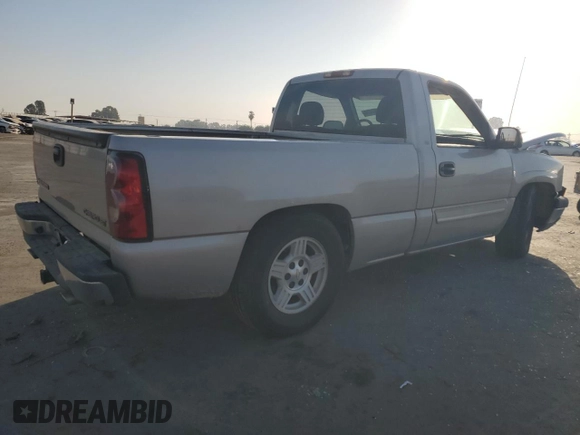 2004 Chevrolet Silverado 1500 LS with VIN 1GCEC14V24Z321550, listed as a Copart auction lot 75447474 with 165,225 mi miles and Salvage Title. Bid and sale history available at carsss.com. Image 3.