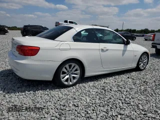 2013 BMW 3 Series 328i z VIN WBADW3C58DJ525183, wystawiony jako Copart lot #54215945 z przebiegiem 63 946 mil mil oraz Szkoda całkowita • Salvage title. Historia ofert i sprzedaży dostępna na DreamBid. Obrazek 3.