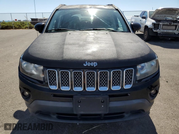 2014 Jeep Compass High Altitude with VIN 1C4NJCEA0ED529504, listed as a Copart auction lot 42349445 with 90,705 mi miles and Clean Title. Bid and sale history available at carsss.com. Image 5.
