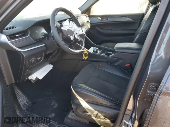 2024 Jeep Grand Cherokee Altitude with VIN 1C4RJHAG7RC257697, listed as a Copart auction lot 89375045 with 1,792 mi miles and Salvage title. Bid and sale history available at DreamBid. Image 7.