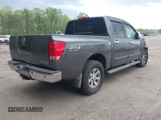 2005 Nissan Titan SE with VIN 1N6BA07B25N536128, listed as a IAAI auction lot 35204423 with Not Provided miles. Bid and sale history available at carsss.com. Image 4.