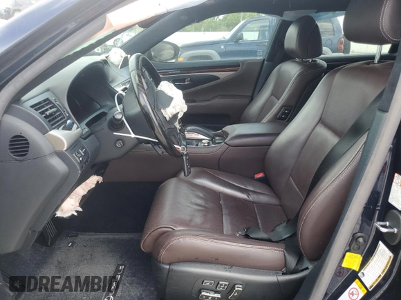 2017 Lexus LS 460 with VIN JTHBL5EFXH5145375, listed as a Copart auction lot 60652145 with 67,062 mi miles and Salvage title. Bid and sale history available at DreamBid. Image 7.