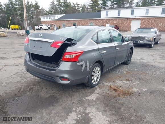 2016 Nissan Sentra SR with VIN 3N1AB7AP2GL668546, listed as a IAAI auction lot 41874369 with 184,009 mi miles. Bid and sale history available at carsss.com. Image 4.