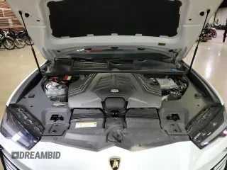 2021 Lamborghini Urus z VIN ZPBUA1ZL1MLA15024, wystawiony jako Copart lot #48737594 z przebiegiem 13 617 mil mil oraz Tytuł czysty. Historia ofert i sprzedaży dostępna na DreamBid. Obrazek 7.