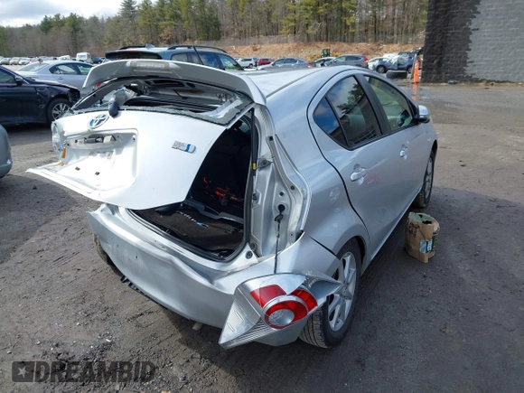 2012 Toyota Prius One z VIN JTDKDTB35C1512129, wystawiony jako IAAI lot #41737175 z przebiegiem 188 779 mil mil oraz . Historia ofert i sprzedaży dostępna na DreamBid. Obrazek 4.
