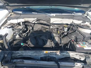 2002 Ford Escape XLT Choice with VIN 1FMYU03132KD02414, listed as a IAAI auction lot 42121509 with 218,148 mi miles and . Bid and sale history available at DreamBid. Image 10.