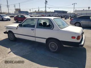 1983 BMW 3 Series z VIN WBAAG4302D8074477, wystawiony jako Copart lot #73425814 z przebiegiem 287 780 mil mil oraz Tytuł czysty. Historia ofert i sprzedaży dostępna na DreamBid. Obrazek 2.