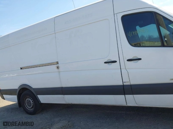 2015 Mercedes-Benz Sprinter Cargo Vans EXT with VIN WD3PE8DC6F5961971, listed as a IAAI auction lot 41700983 with 1 mi miles. Bid and sale history available at carsss.com. Image 13.