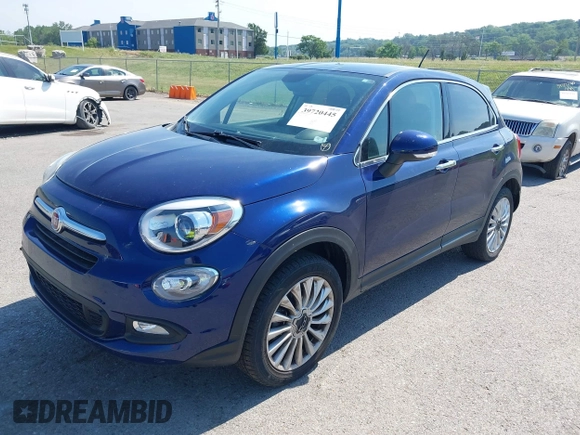 2016 FIAT 500X Lounge z VIN ZFBCFYDT3GP360656, wystawiony jako IAAI lot #39720445 z przebiegiem 52 736 mil mil oraz . Historia ofert i sprzedaży dostępna na DreamBid. Obrazek 2.