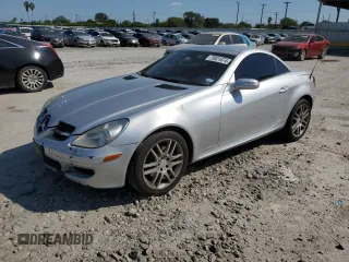 2008 Mercedes-Benz SLK-Class 3.0L with VIN WDBWK54F68F189325, listed as a Copart auction lot 75821874 with 131,326 mi miles and Salvage Title. Bid and sale history available at carsss.com. Image 1.