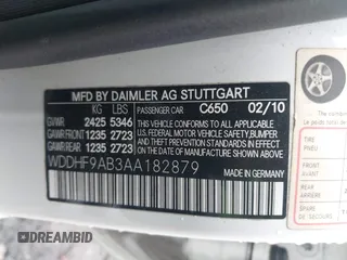 2010 Mercedes-Benz E-Class E 550 Luxury with VIN WDDHF9AB3AA182879, listed as a IAAI auction lot 41971226 with 144,192 mi miles. Bid and sale history available at carsss.com. Image 9.