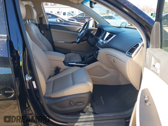 2017 Hyundai Tucson SE Plus with VIN KM8J33A49HU381233, listed as a IAAI auction lot 41393645 with 83,708 mi miles. Bid and sale history available at carsss.com. Image 5.