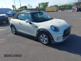2019 MINI Convertible z VIN WMWWG5C52K3D01641, wystawiony jako IAAI lot #41650751 z przebiegiem 43 656 mil mil oraz . Historia ofert i sprzedaży dostępna na DreamBid. Obrazek 1.