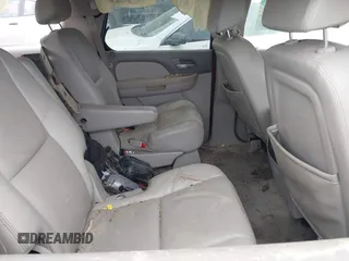 2009 Chevrolet Tahoe LTZ with VIN 1GNFK33039J120407, listed as a IAAI auction lot 39586085 with 247,429 mi miles and . Bid and sale history available at DreamBid. Image 8.