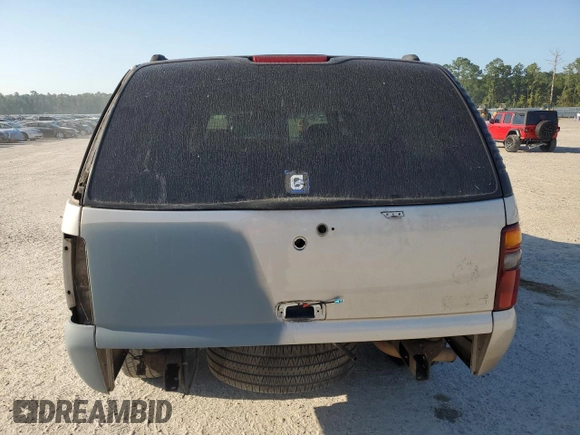 2004 GMC Yukon XL SLT with VIN 3GKEC16Z44G308173, listed as a Copart auction lot 74539564 with 305,299 mi miles and Salvage Title. Bid and sale history available at carsss.com. Image 6.