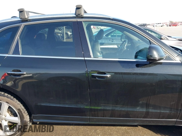 2017 Audi Q5 Premium Plus z VIN WA1M2AFP4HA034609, wystawiony jako IAAI lot #41829436 z przebiegiem 65 368 mil mil oraz . Historia ofert i sprzedaży dostępna na DreamBid. Obrazek 14.
