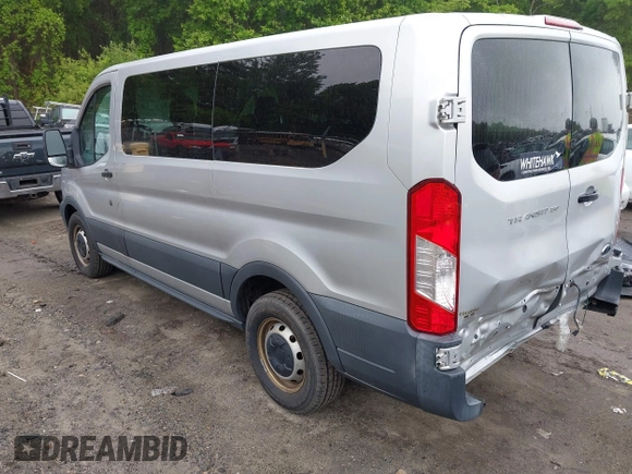 2015 Ford Transit XL с VIN 1FMZK1YM6FKA19837, выставлен на аукционе IAAI как лот 42367993 с пробегом 138 900 миль миль и . История ставок и продаж доступна на DreamBid. Изображение 3.