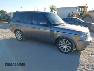 2010 Land Rover Range Rover SC z VIN SALMF1E43AA327739, wystawiony jako IAAI lot #41846107 z przebiegiem 136 920 mil mil oraz . Historia ofert i sprzedaży dostępna na DreamBid. Obrazek 1.