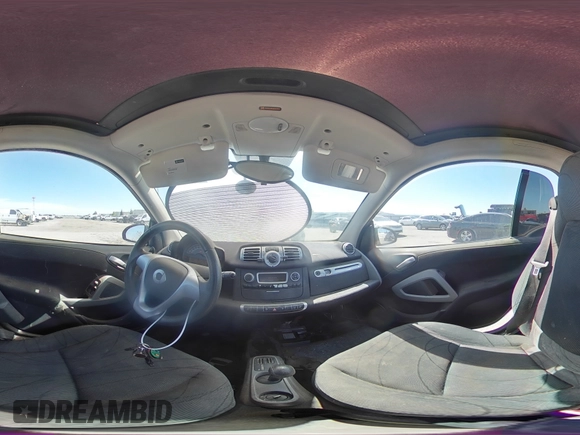 2014 Smart fortwo Pure z VIN WMEEJ3BA6EK745679, wystawiony jako Copart lot #56242784 z przebiegiem 86 991 mil mil oraz Szkoda całkowita • Salvage title. Historia ofert i sprzedaży dostępna na DreamBid. Obrazek 13.