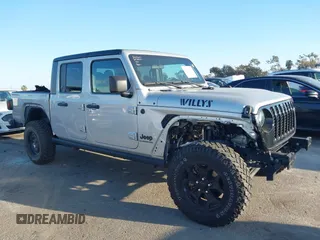 2022 Jeep Gladiator Willys with VIN 1C6HJTAG4NL132558, listed as a IAAI auction lot 41626851 with 28,251 mi miles and . Bid and sale history available at DreamBid. Image 14.