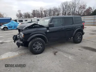 2023 Ford Bronco with VIN 1FMDE5BH2PLB27629, listed as a Copart auction lot 82207294 with 41,798 mi miles and Salvage Title. Bid and sale history available at carsss.com. Image 1.