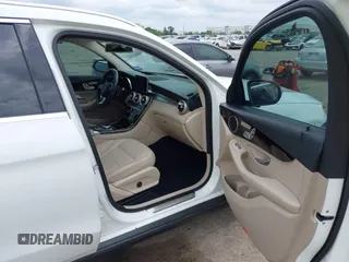 2019 Mercedes-Benz GLC 300 with VIN WDC0G4JB4KF590524, listed as a IAAI auction lot 42126657 with 53,841 mi miles and . Bid and sale history available at DreamBid. Image 5.
