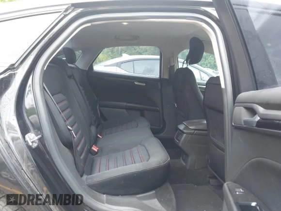 2013 Ford Fusion SE with VIN 3FA6P0HR6DR303434, listed as a IAAI auction lot 42366329 with 188,062 mi miles and . Bid and sale history available at DreamBid. Image 8.