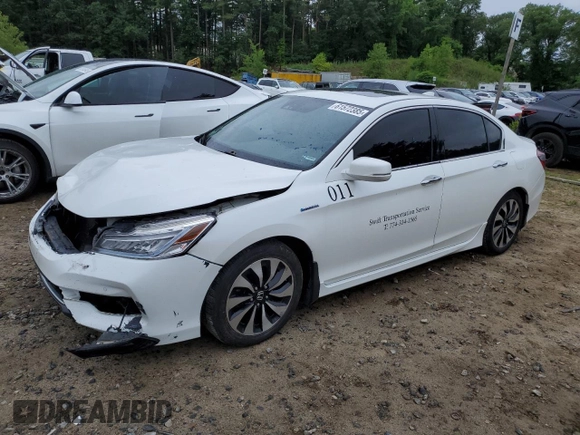 2017 Honda Accord Touring with VIN JHMCR6F76HC013354, listed as a Copart auction lot 61572385 with 223,100 mi miles and Salvage title. Bid and sale history available at DreamBid. Image 1.