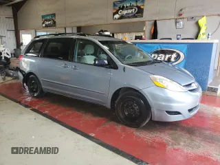 2010 Toyota Sienna CE с VIN 5TDKK4CC8AS295122, выставлен на аукционе Copart как лот 62833884 с пробегом 168 020 миль миль и Списание • Salvage title. История ставок и продаж доступна на DreamBid. Изображение 4.