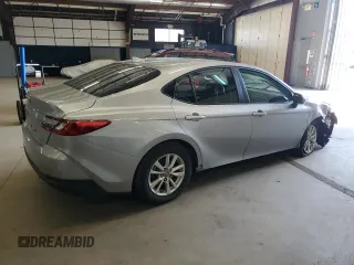 2025 Toyota Camry LE with VIN 4T1DAACK1SU002154, listed as a Copart auction lot 54542595 with 15,533 mi miles and Clean Title. Bid and sale history available at DreamBid. Image 3.