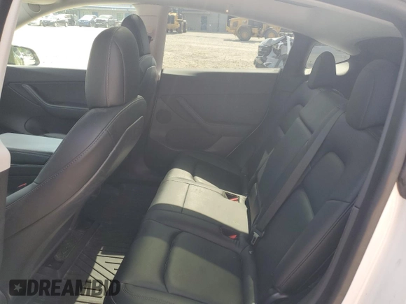 2021 Tesla Model Y Long Range z VIN 5YJYGDEE4MF085975, wystawiony jako Copart lot #58838485 z przebiegiem 72 550 mil mil oraz Szkoda całkowita • Salvage title. Historia ofert i sprzedaży dostępna na DreamBid. Obrazek 10.
