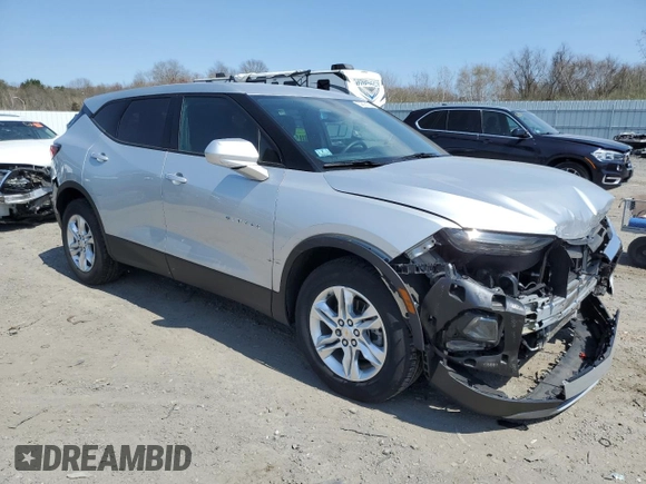 2021 Chevrolet Blazer LT z VIN 3GNKBHRS8MS584532, wystawiony jako Copart lot #53603135 z przebiegiem 66 364 mil mil oraz Szkoda całkowita • Salvage title. Historia ofert i sprzedaży dostępna na DreamBid. Obrazek 4.