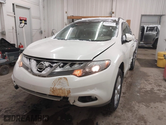 2014 Nissan Murano S with VIN JN8AZ1MW6EW526477, listed as a IAAI auction lot 41403021 with 111,869 mi miles and . Bid and sale history available at carsss.com. Image 2.